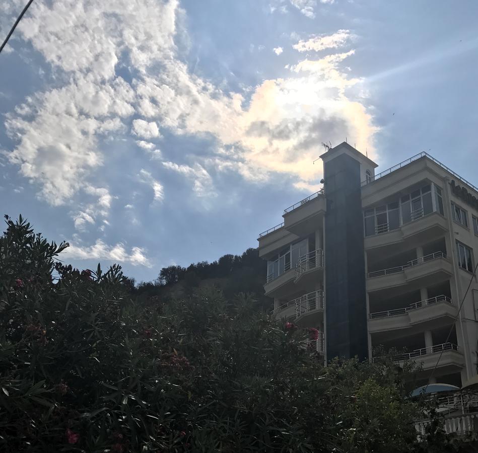 أولتْسي Hotel La Rosa Negra المظهر الخارجي الصورة